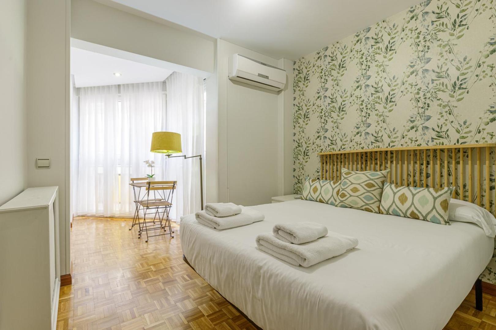 Beach Malagueta By Caleta Homes Málaga Eksteriør billede
